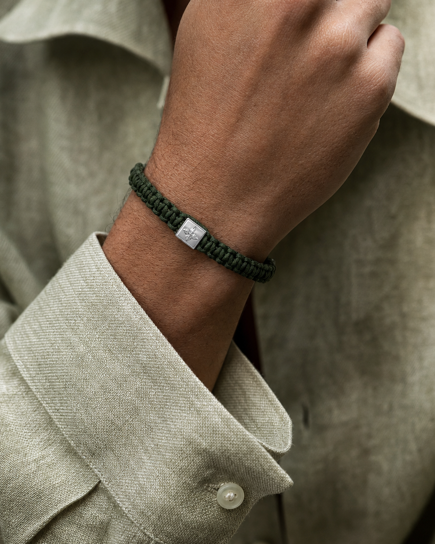 Loro bracelet