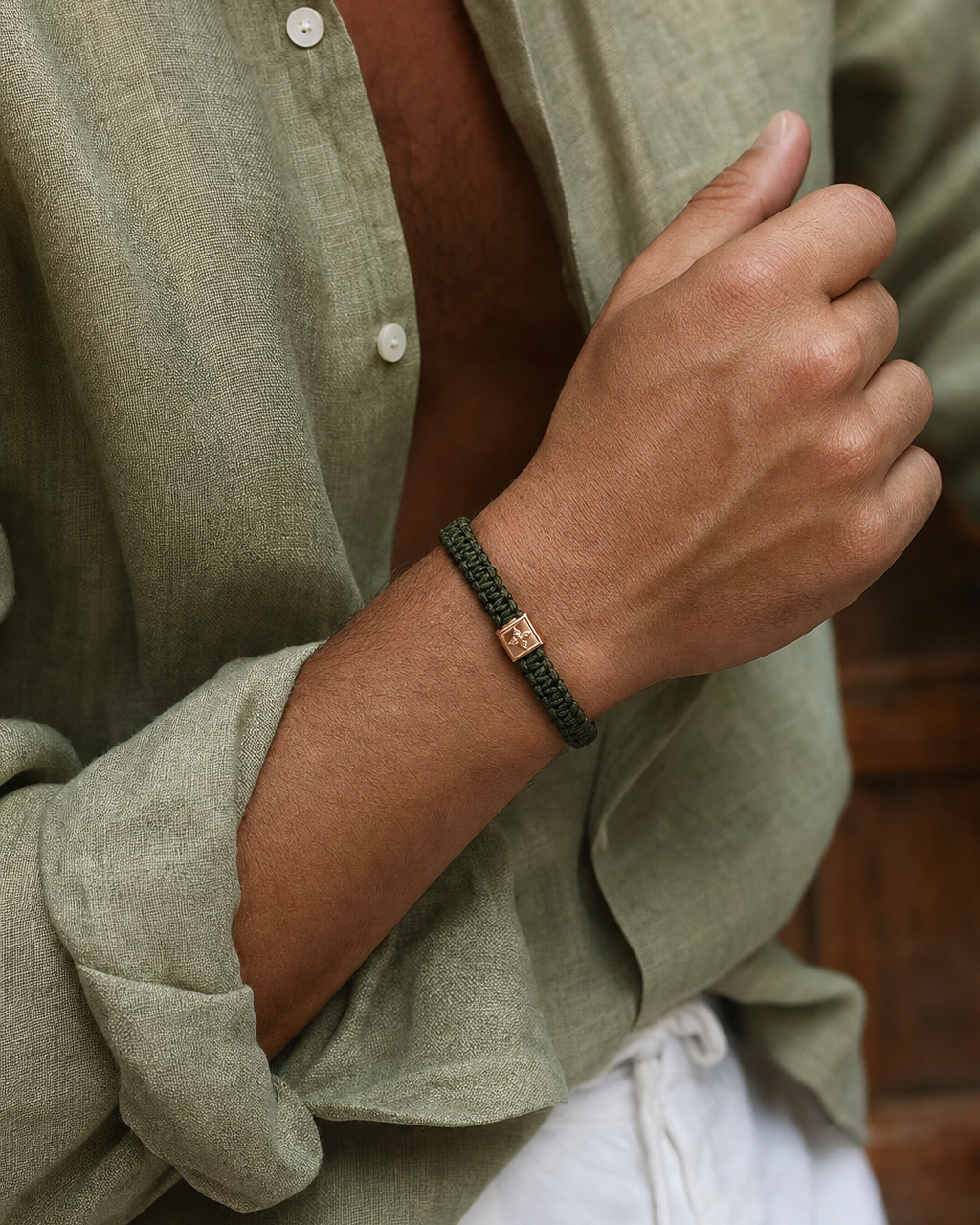 Loro bracelet