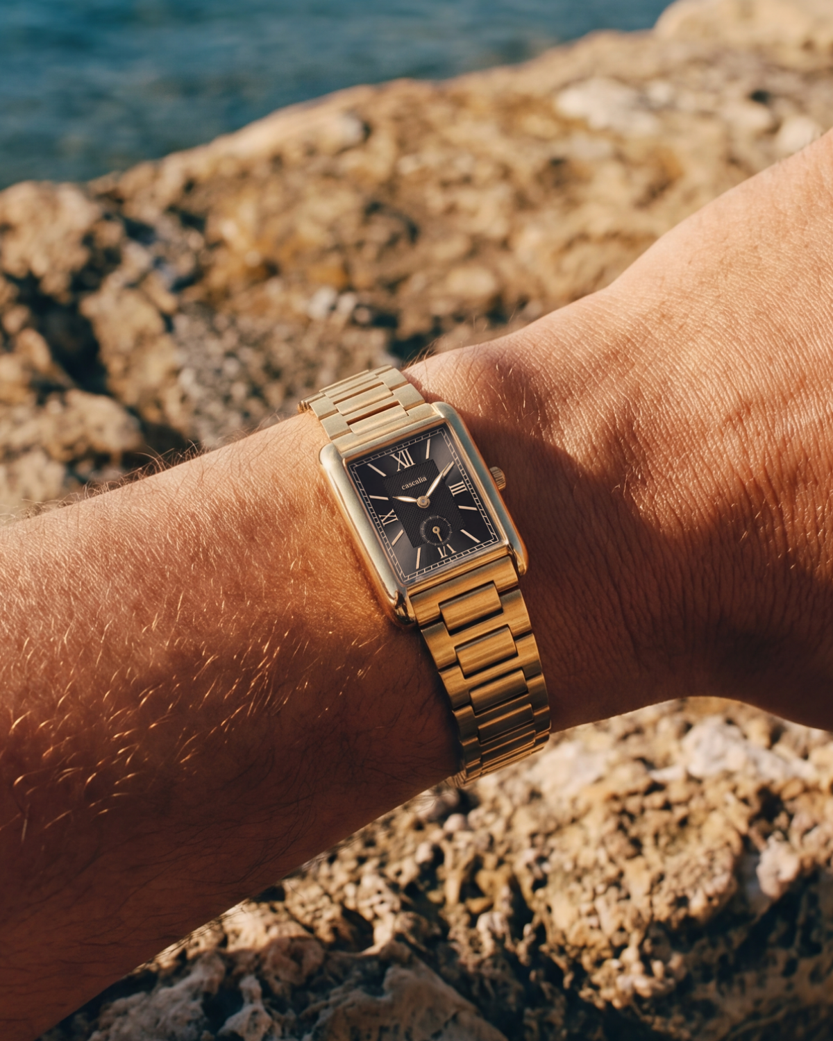 Arco Gold Black