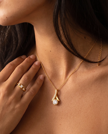 Assia necklace