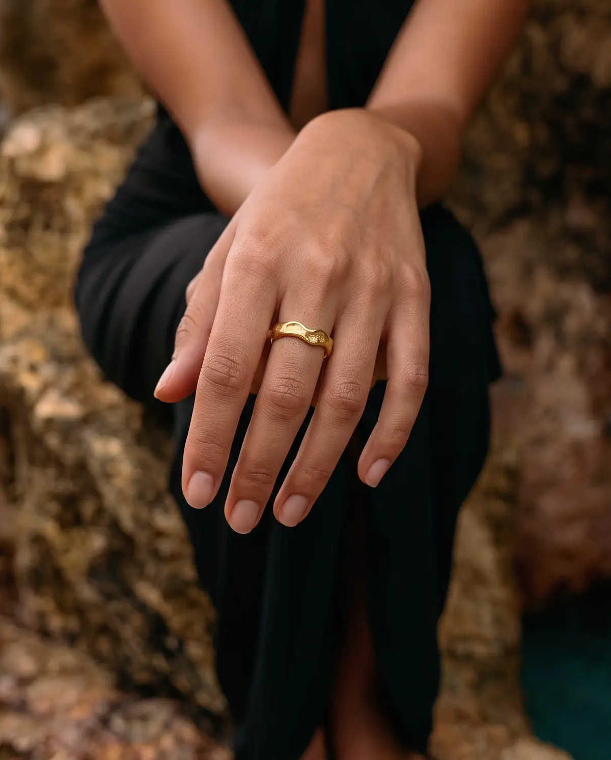 Ava ring
