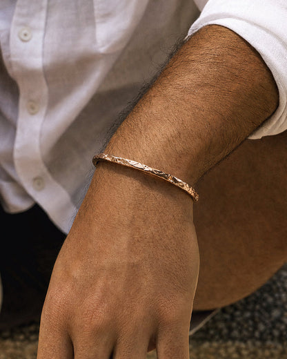 Vezzo bangle
