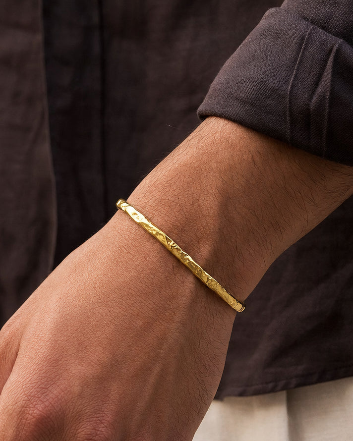 Vezzo bangle