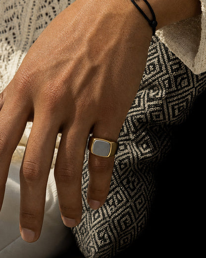 Carlo ring