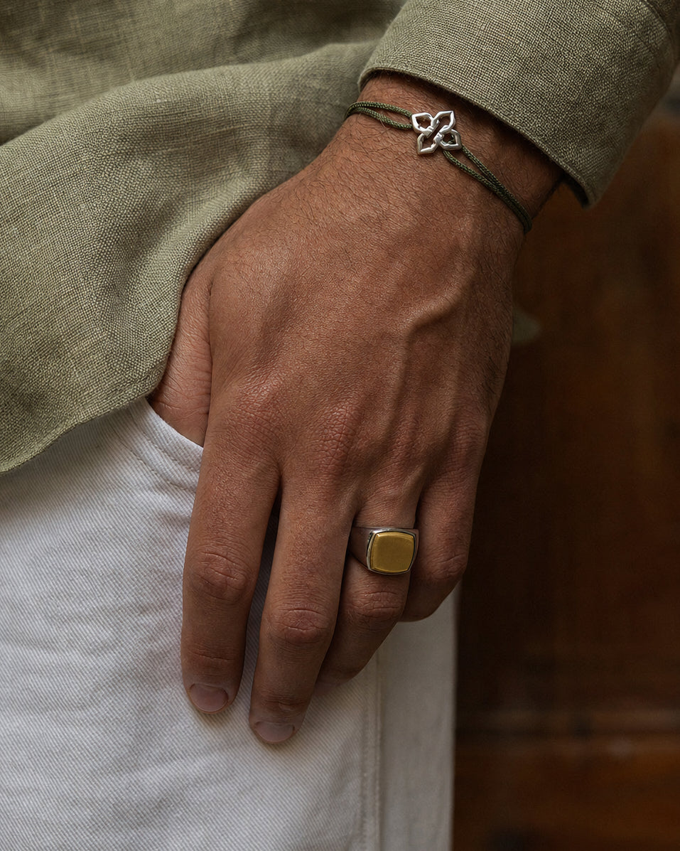 Carlo ring
