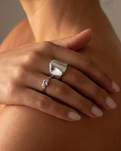 Anahit ring