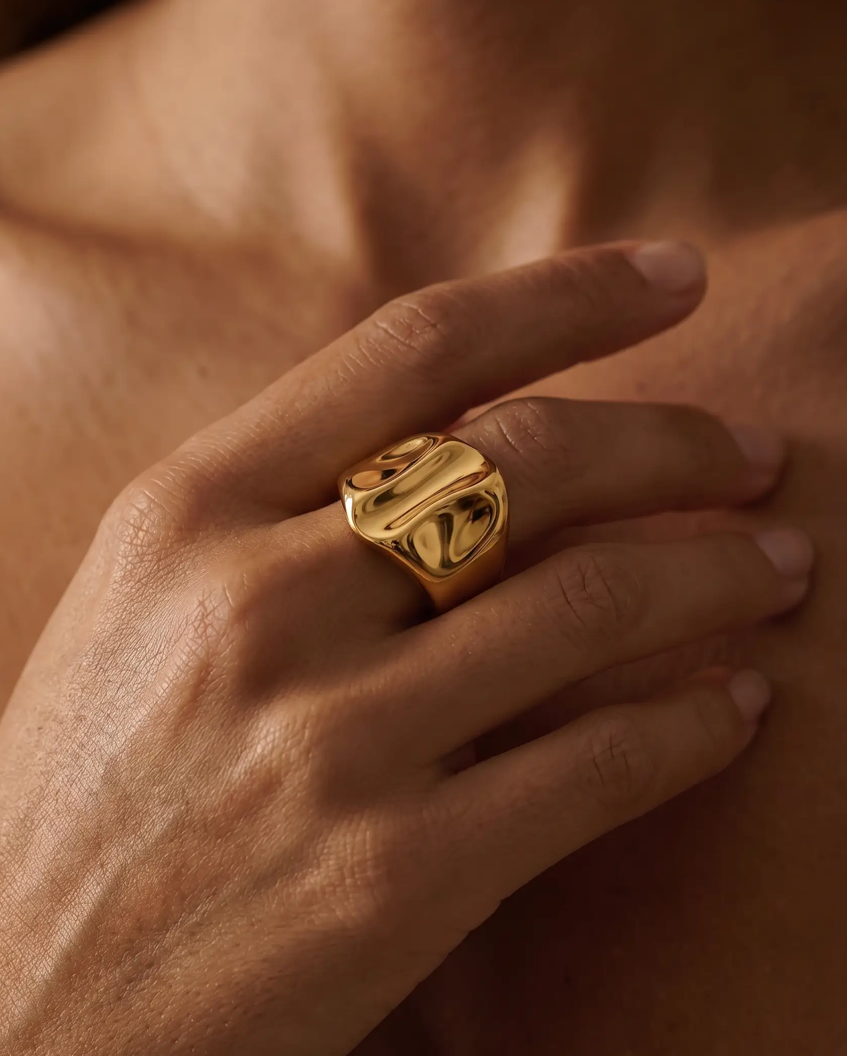 Anahit ring