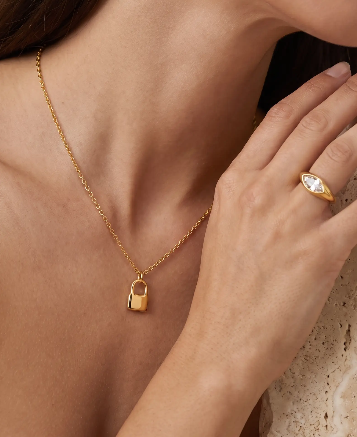 Egle necklace