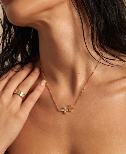 Elvira necklace