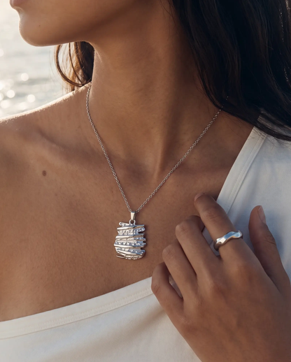 Eva necklace