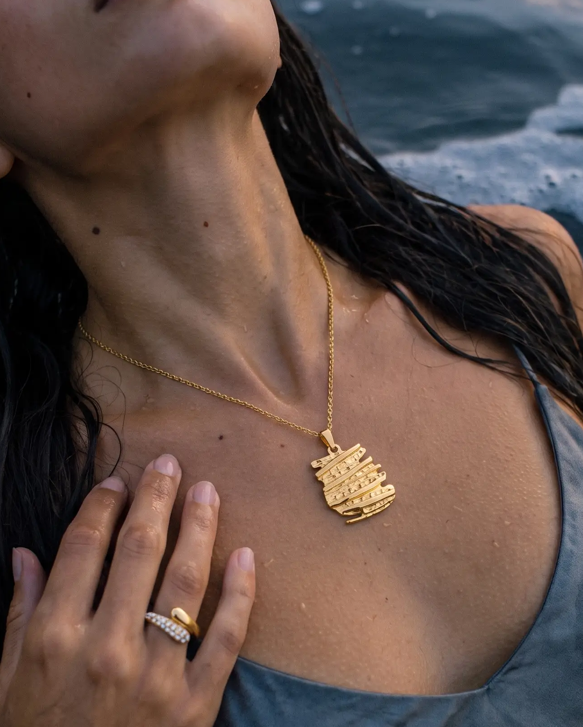 Eva necklace