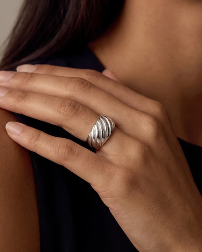 Fulvia ring