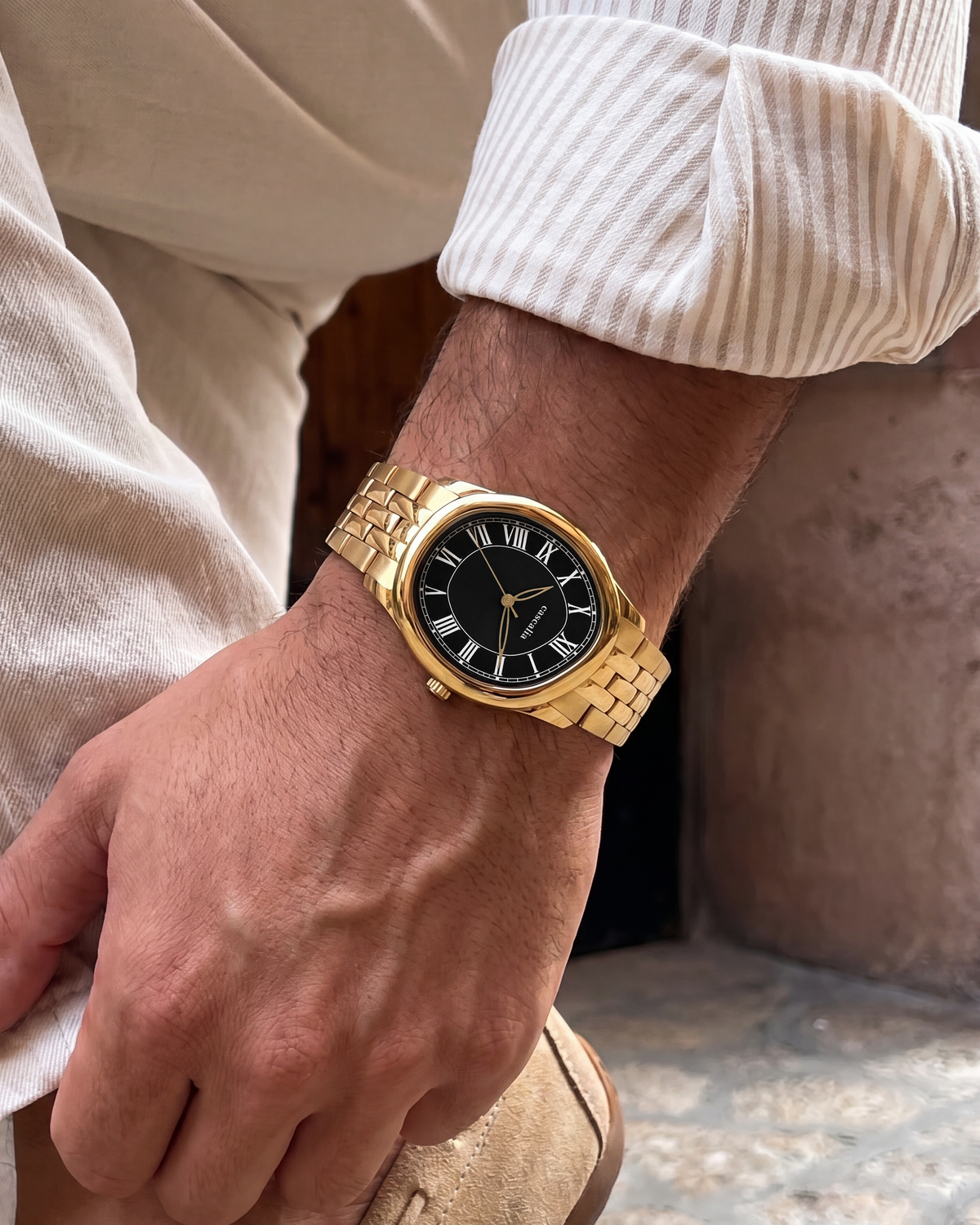 Tero Gold Black