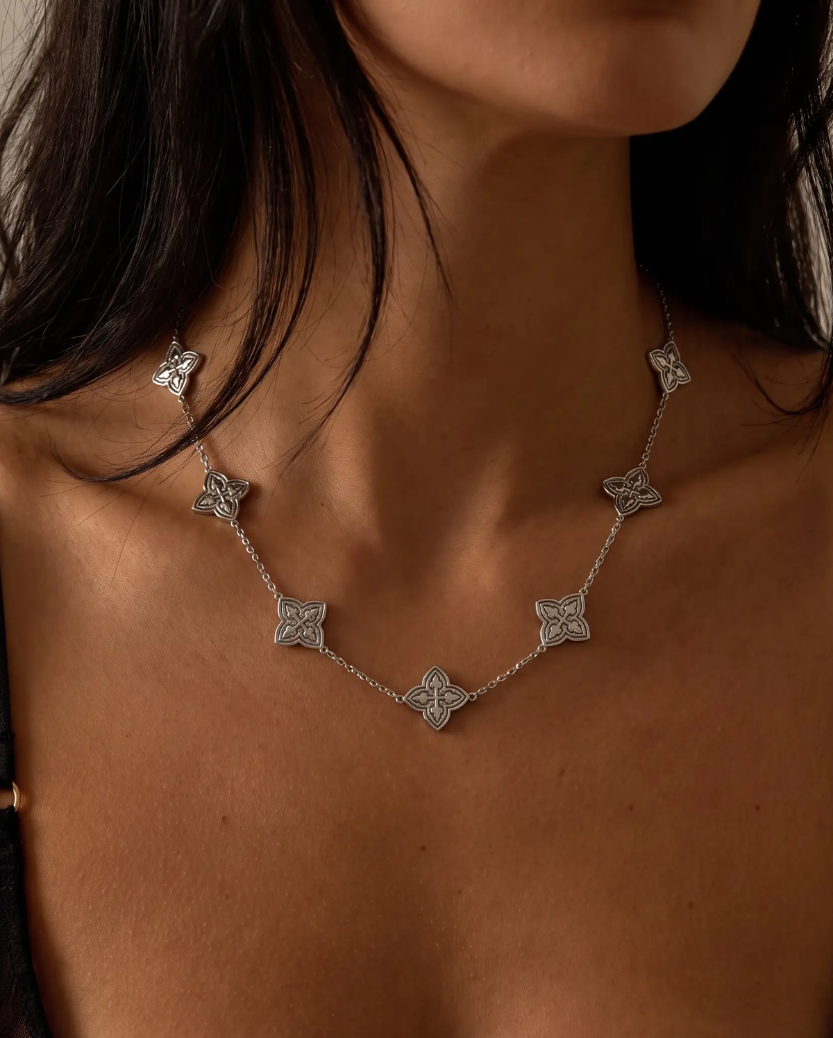 Lara necklace