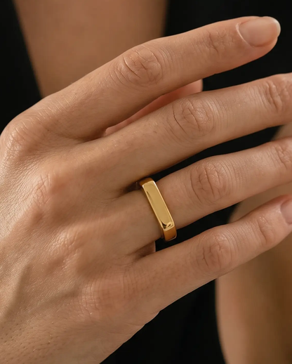 Lelia ring