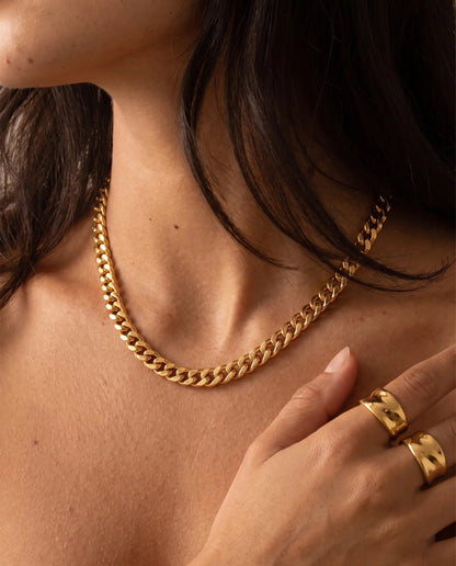 Lorena necklace