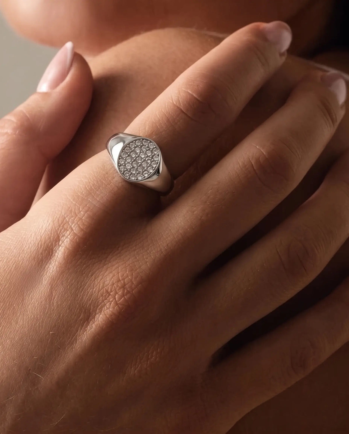 Maura ring