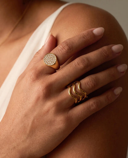 Maura ring
