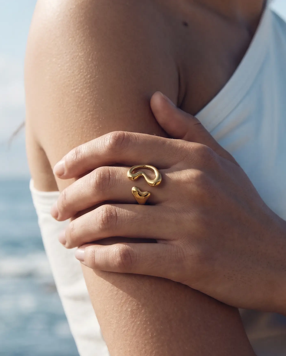 Mena ring