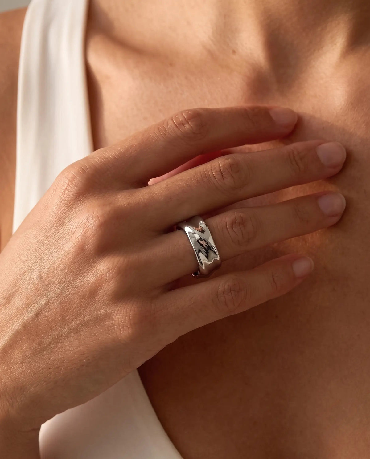 Mina ring