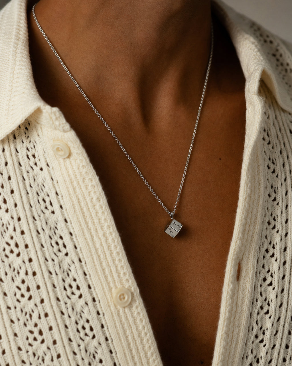 Game necklace