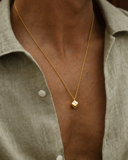 Game necklace
