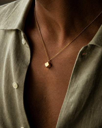 Game necklace
