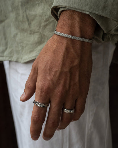 Nobile ring