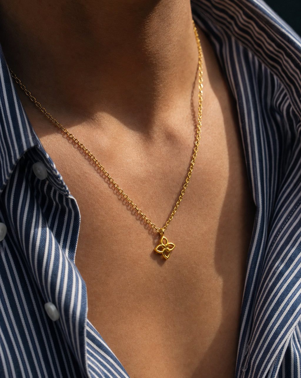 Pavia necklace