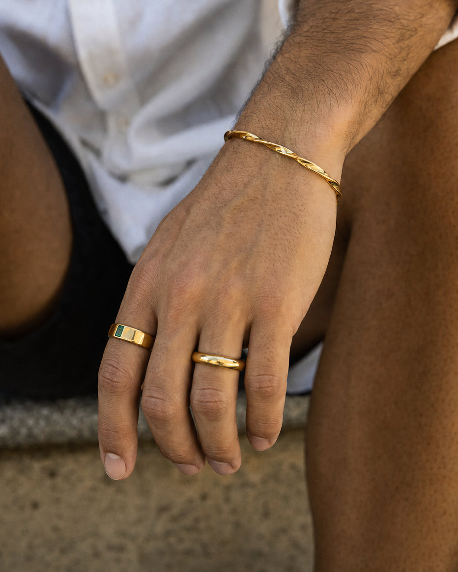 Lira ring