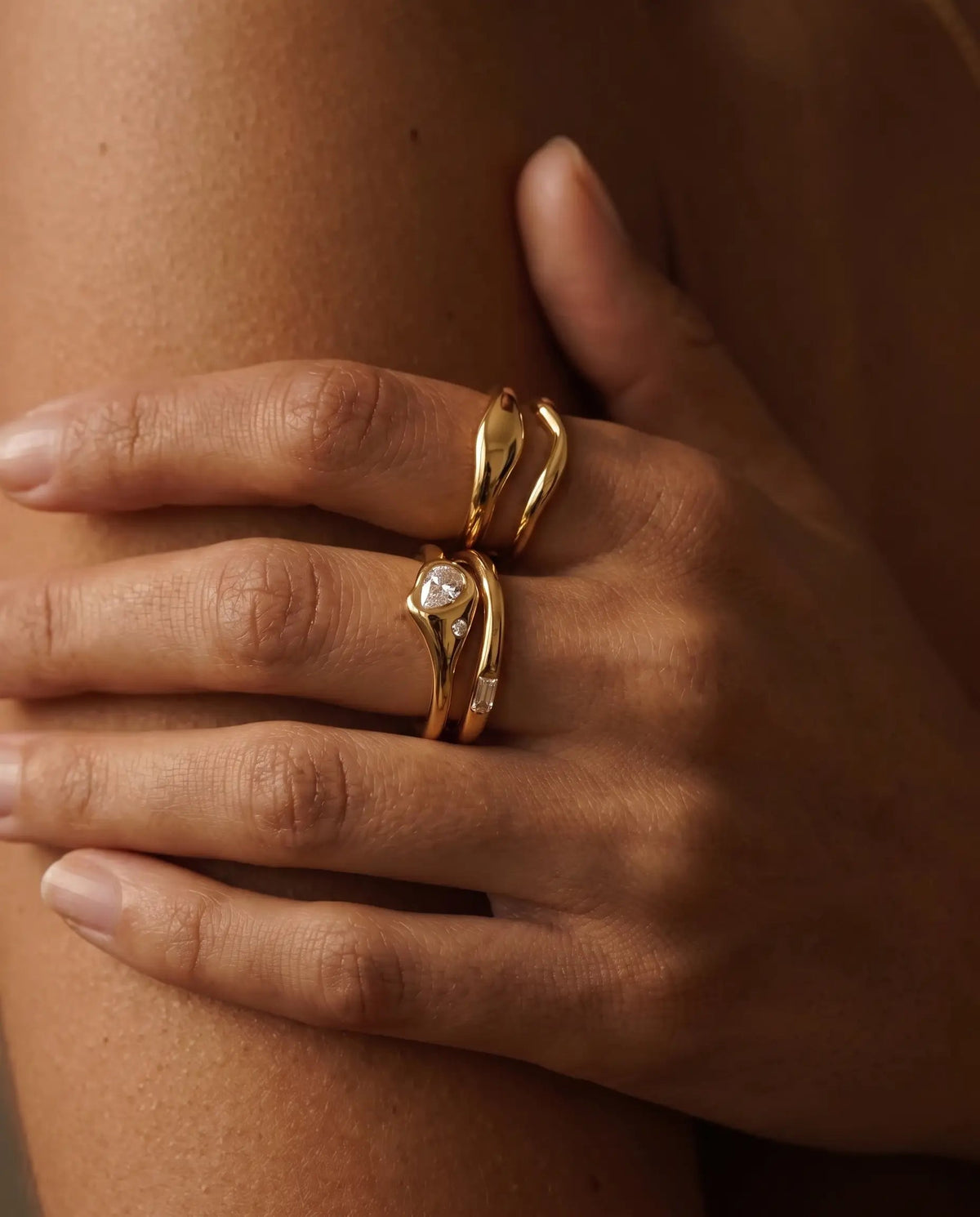 Tecla ring