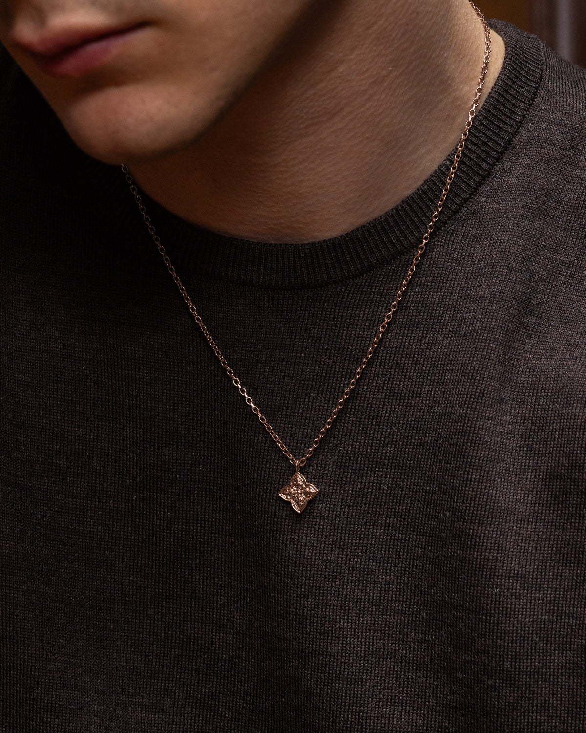 Vela necklace