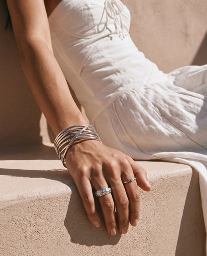 Vena bangle