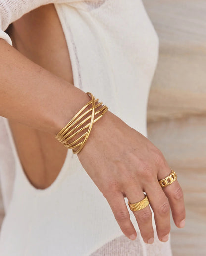 Vena bangle