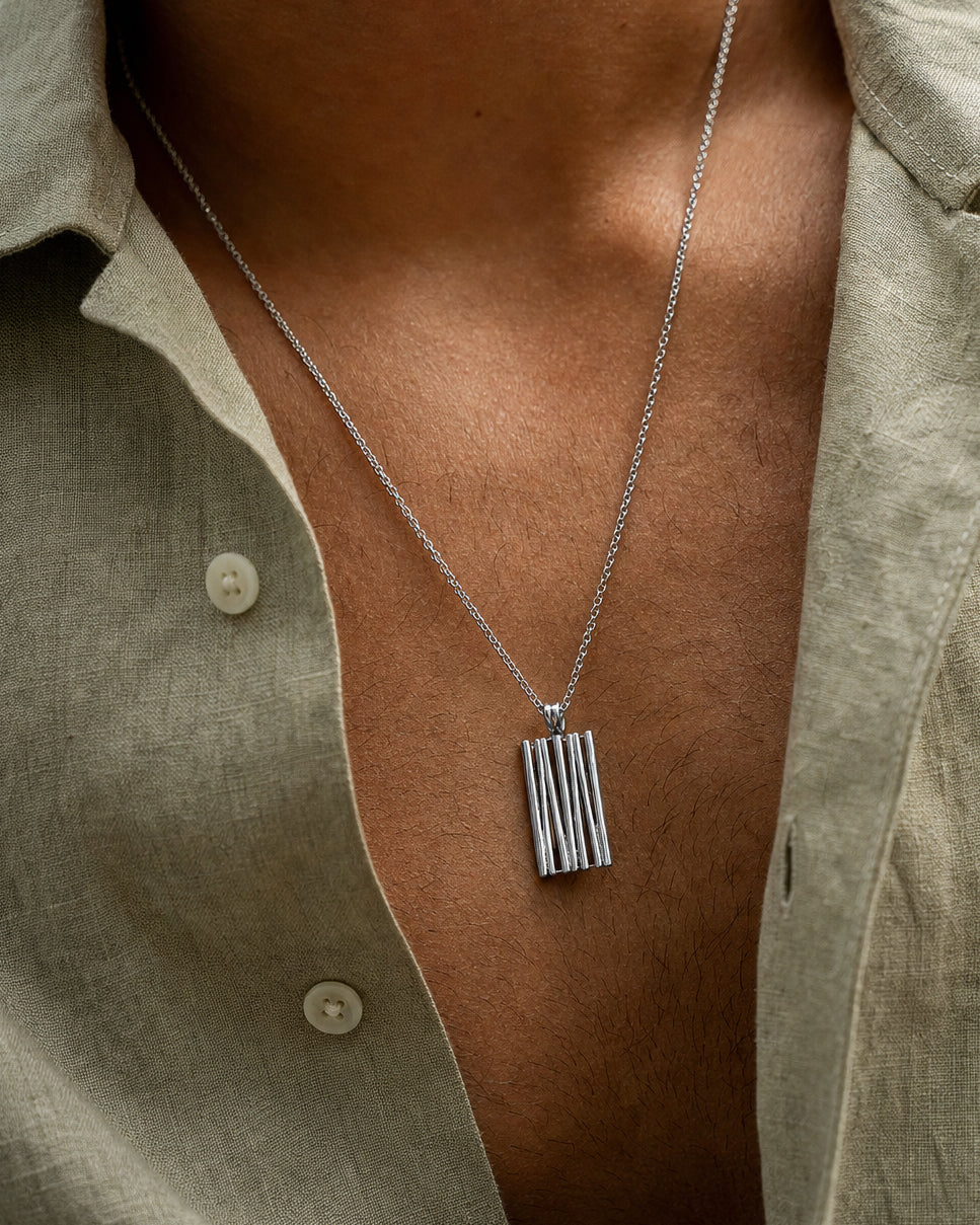 Vento necklace