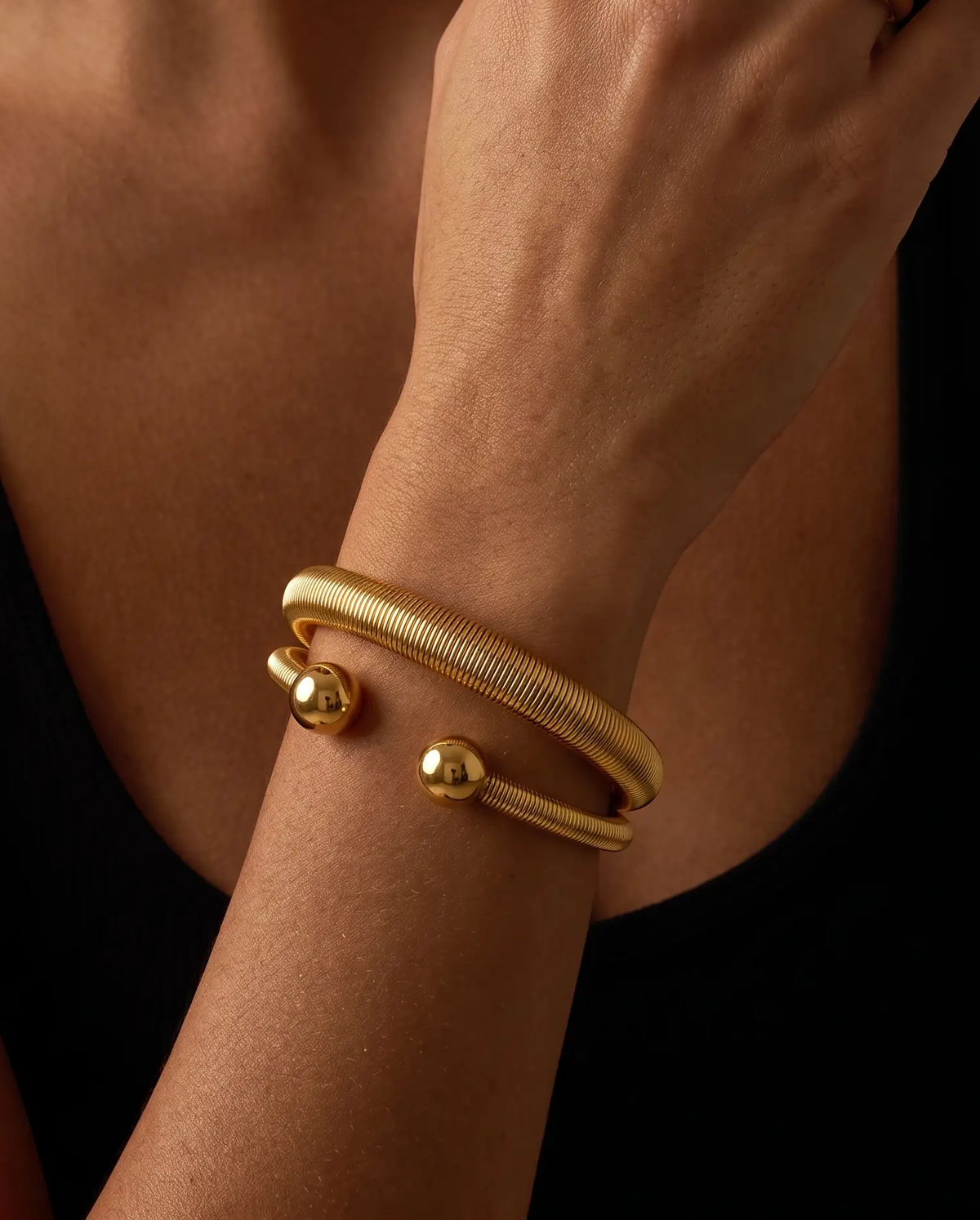 Viola bangle