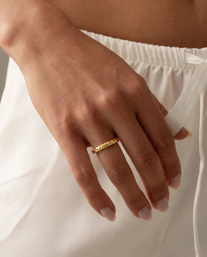 Virna ring